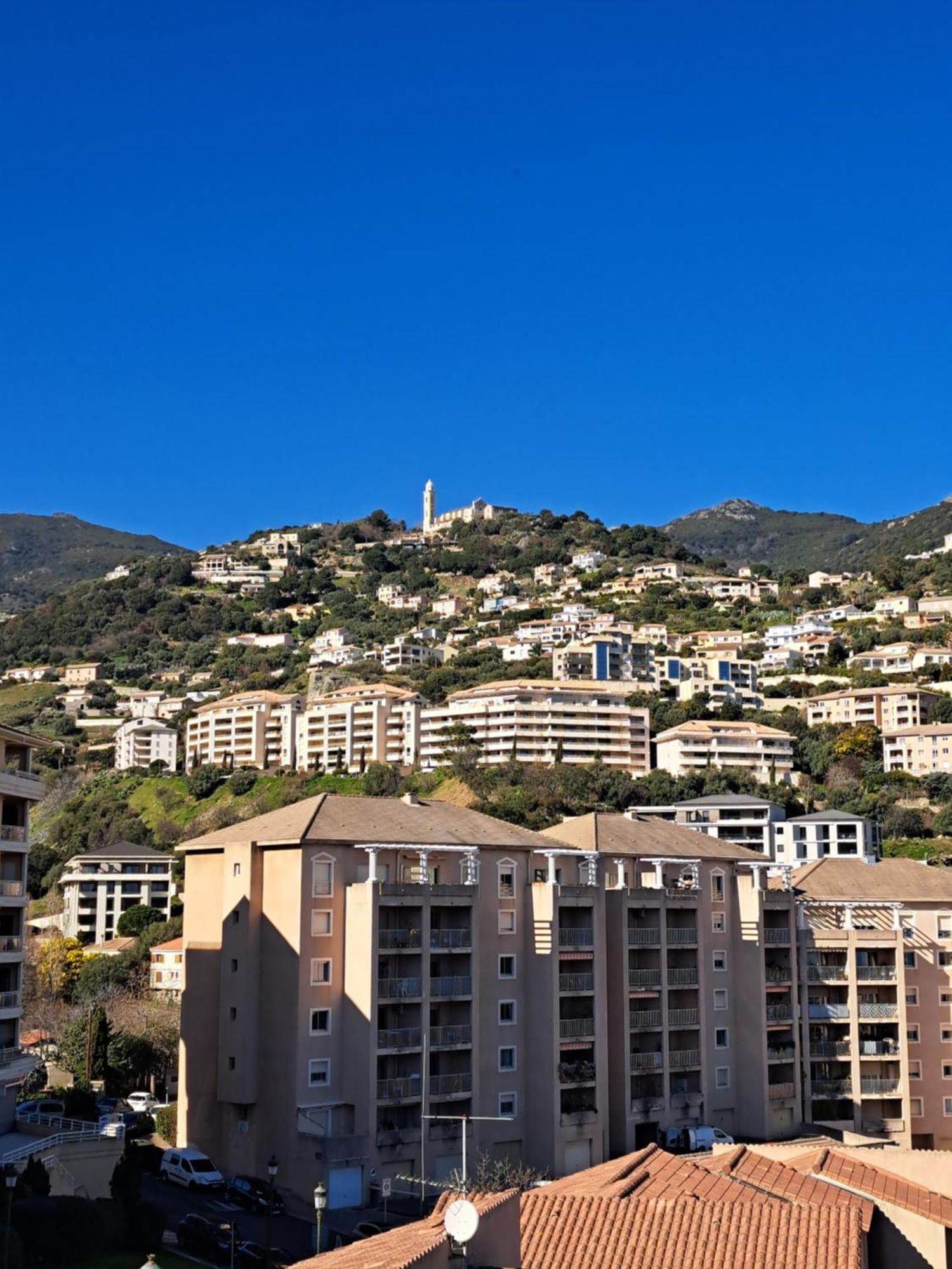 Grand T2 Proche Centre Ville, Vue Mer Et Montagne Bastia  Extérieur photo